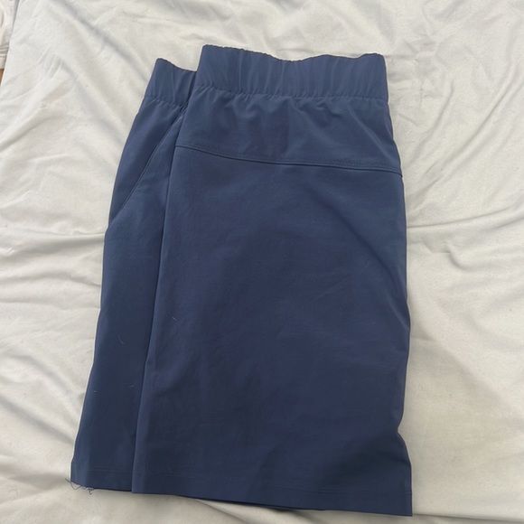 Columbia blue hiking skirt with built in shorts and draw string waist. - Picture 3 of 7